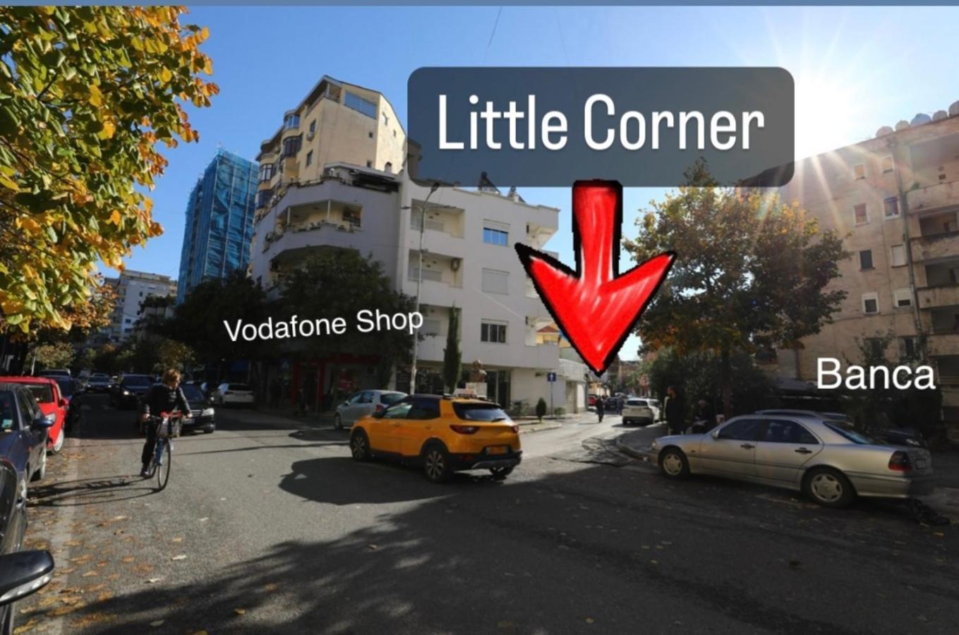 Little Corner Hostel Tirana Extérieur photo
